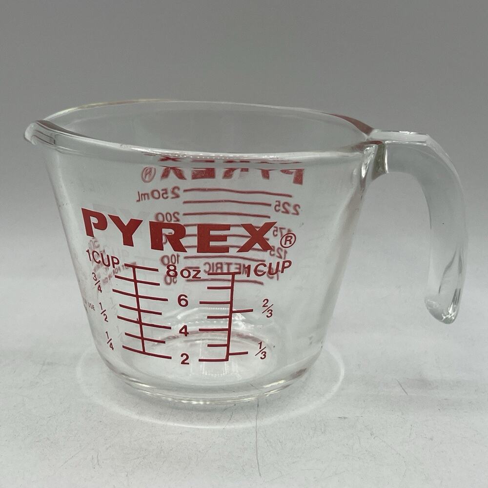 Vintage Pyrex 508 1 Cup 8 oz Glass Measuring Cup Red Lettering J Handle Baking